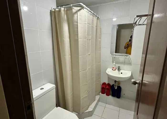 Apartment Staycation Near Sm Bicutan *