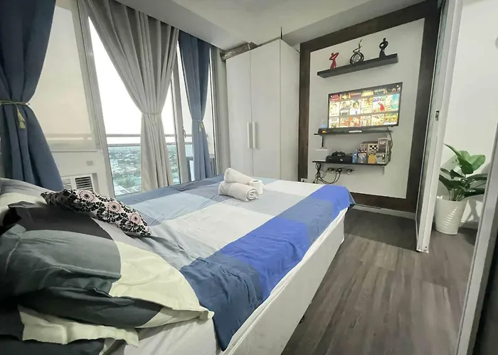 Staycation Near Sm Bicutan